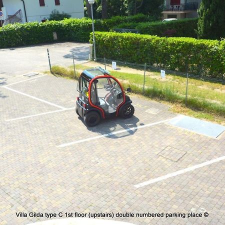 リニャーノ・サッビアドーロFlat In Lignano Rivieraアパートメント エクステリア 写真